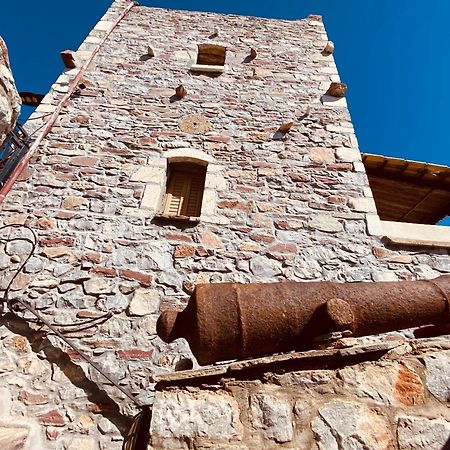 Castle Rizaraki Hotell Kokkala Exteriör bild
