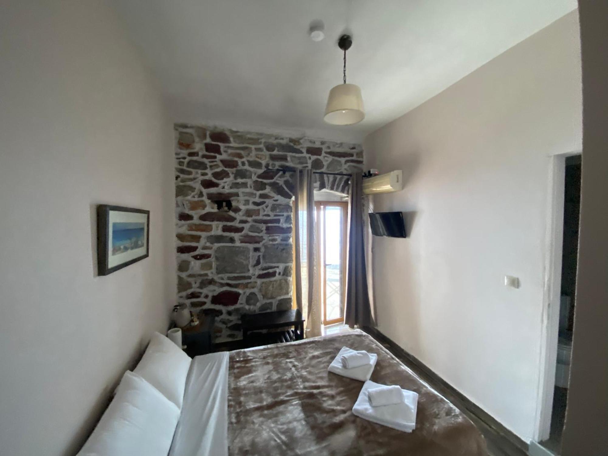 Castle Rizaraki Hotell Kokkala Exteriör bild